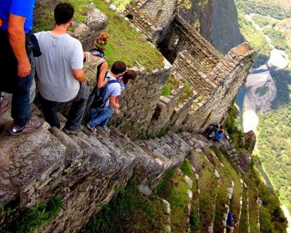 La bajada del Huayna Picchu una de las más peligrosas del mundo.