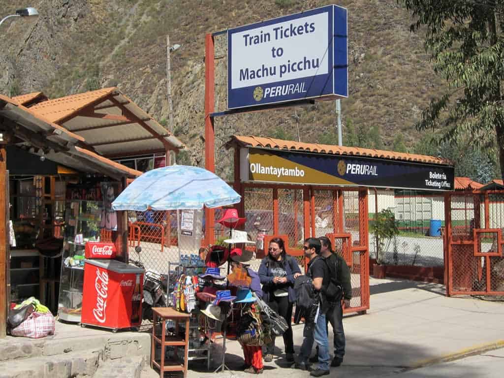 Que ver en Cusco en 2 dias - estacion de tren Ollantaytambo